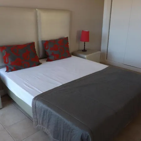 Holiday Ocean View Residences Feriehus *