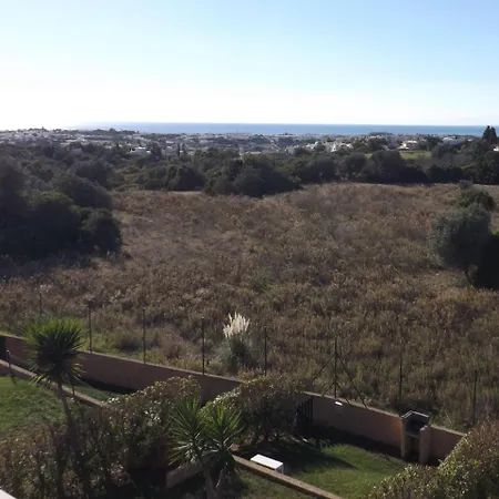 Holiday Ocean View Residences Feriehus