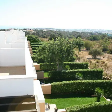 Holiday Ocean View Residences Patroves